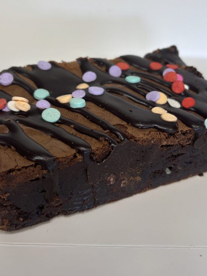 Chocolate chip brownie Chocolate chip brownie